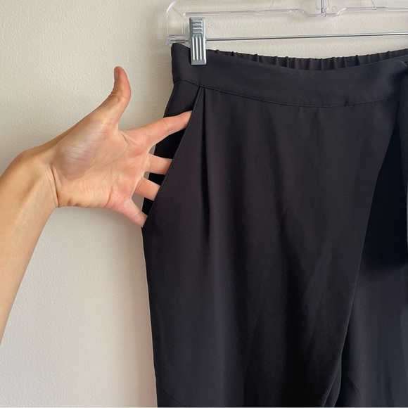 St. John crepe tie wrap bow crepe pants pull on black size 2 office luxury solid - Picture 9 of 13